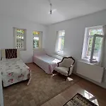 Acan Guenluek Kiralik Ev Апартаменты *