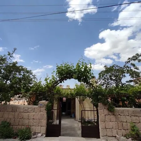 Apartamento Acan Guenluek Kiralik Ev Ürgüp