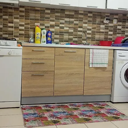 Apartment Acan Guenluek Kiralik Ev