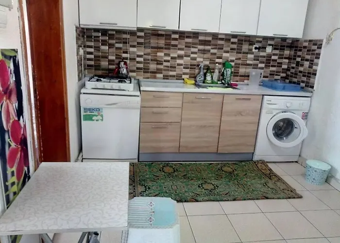 Апартаменты Acan Guenluek Kiralik Ev Ургуп