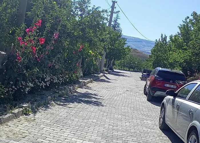 Acan Guenluek Kiralik Ev